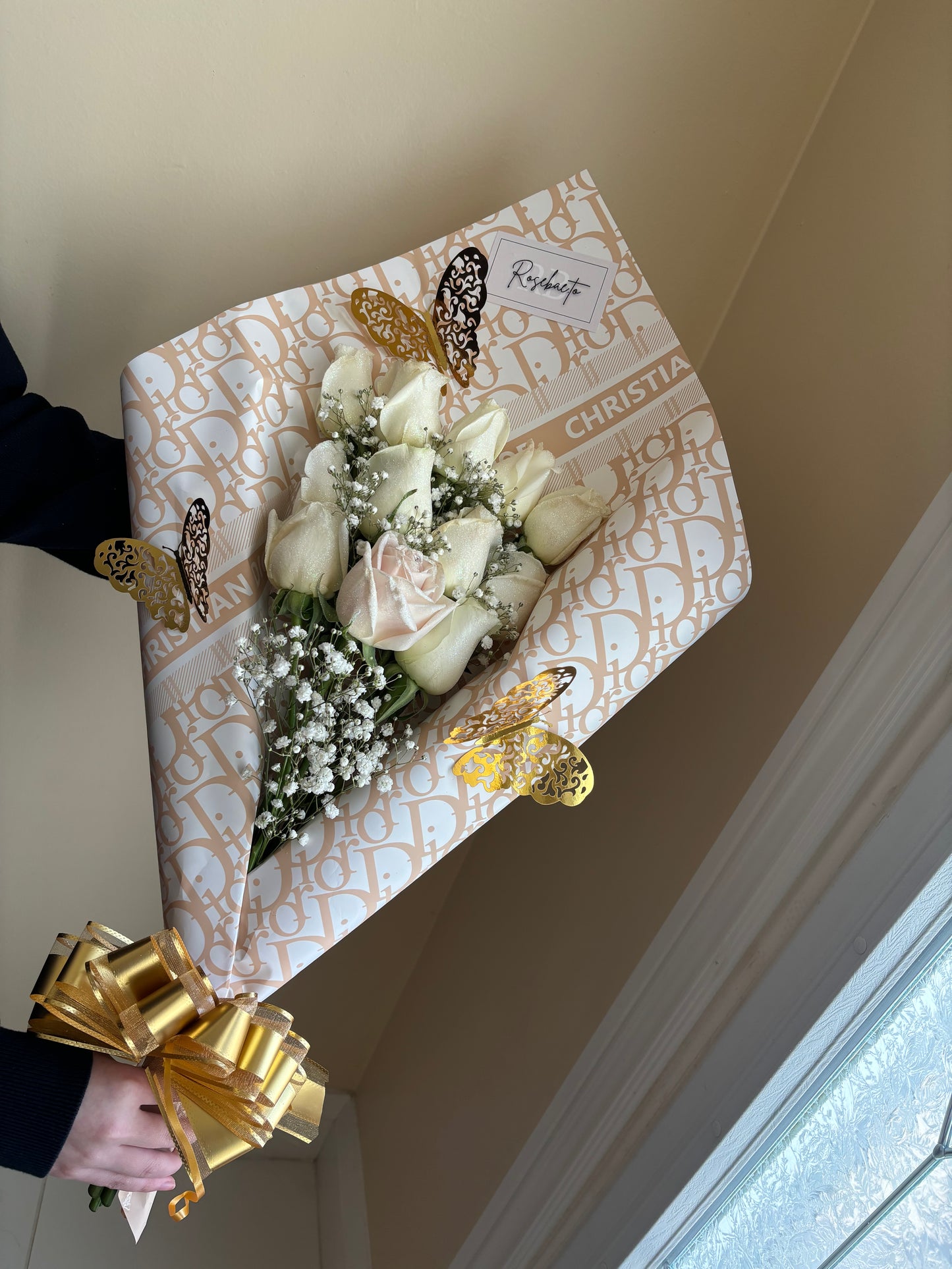 12 Rose Bouquet
