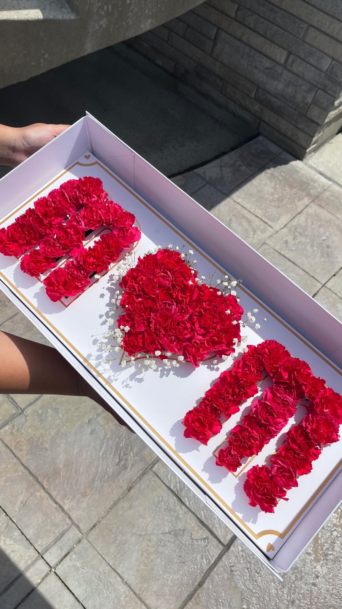 M♥️M Carnations