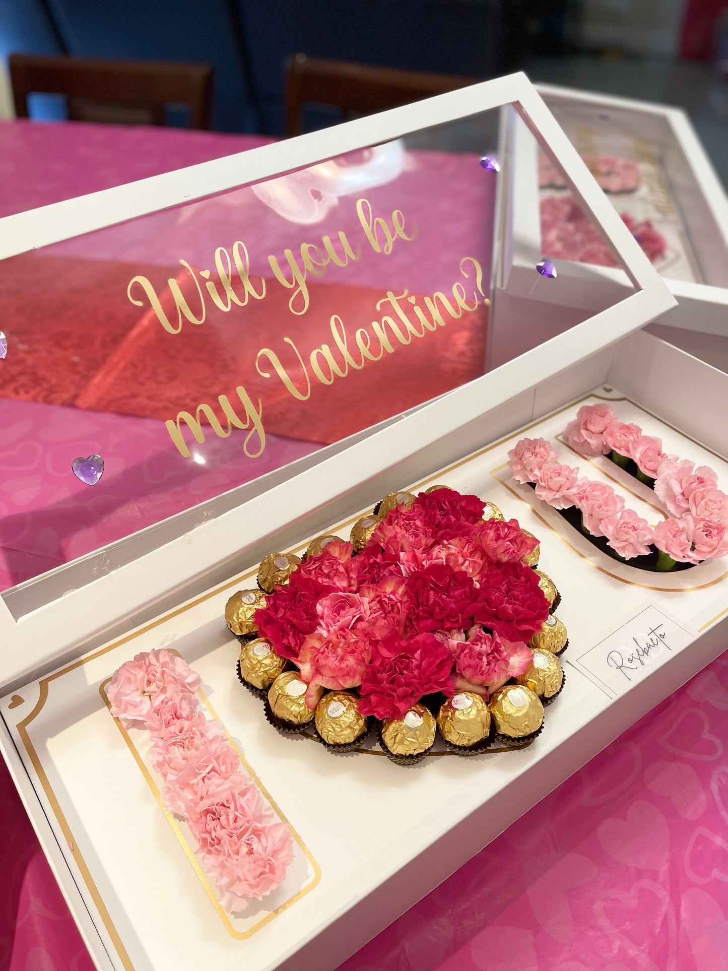 I♥️U Carnations & Ferrero