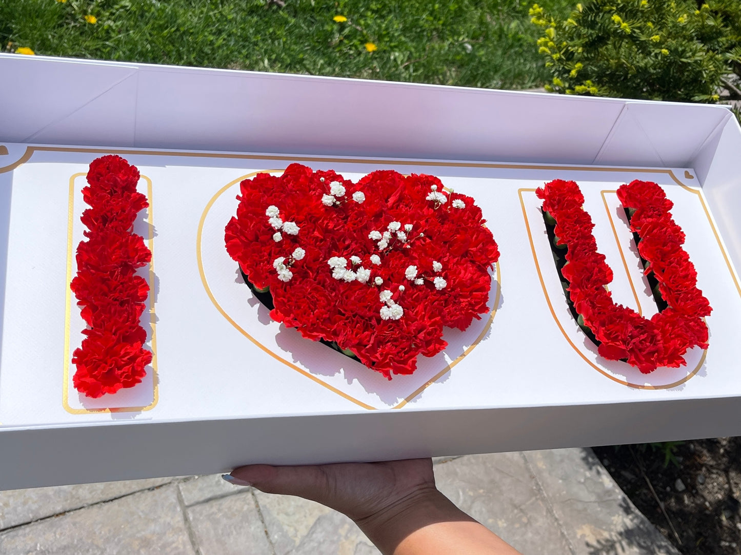 I♥️U Carnations