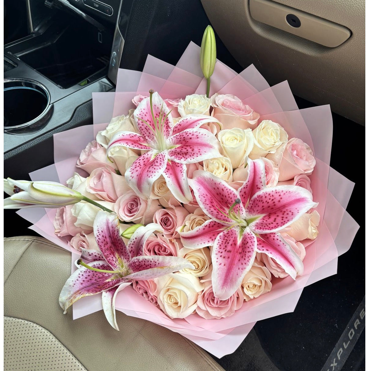 Roses & Lilies Bouquet